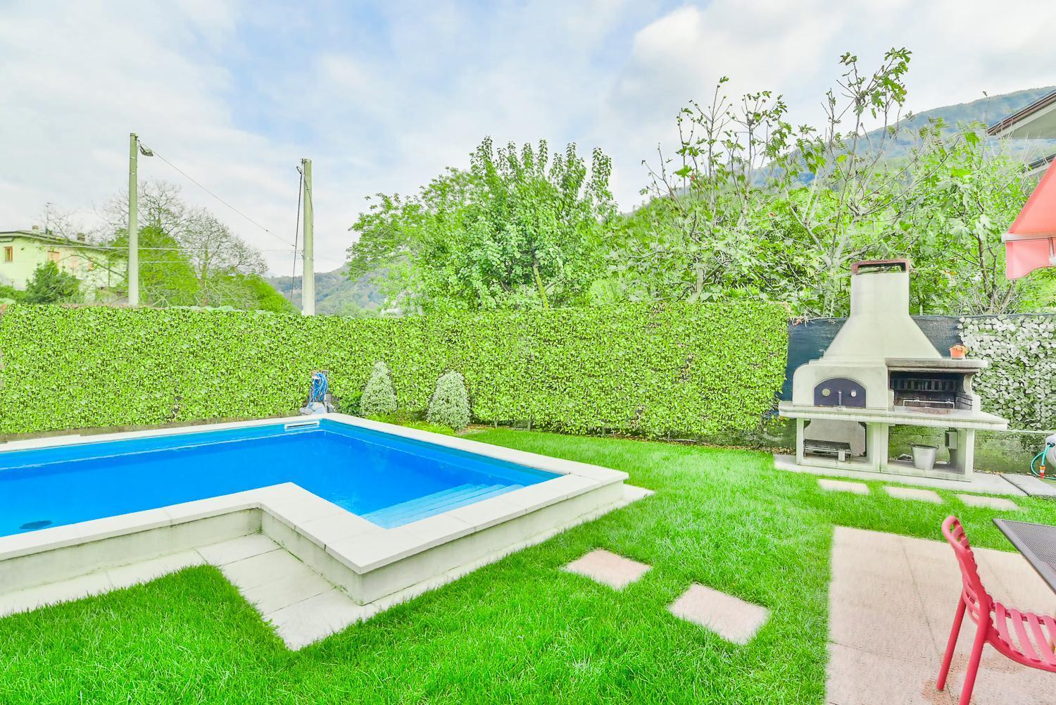 Jane E Jolie Holiday Home Private Swimming Pool Valbrona Eksteriør billede